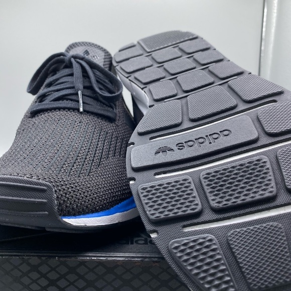 Brand New Adidas Alphaedge Running Shoes - Picture 5 of 6